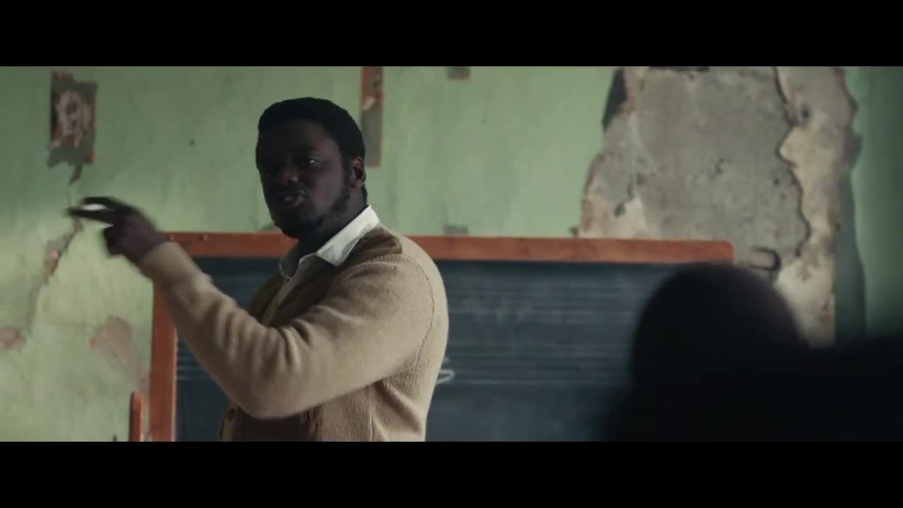 Jidáš a černý mesiáš (Daniel Kaluuya,Lakeith Stanfield,Martin Sheen 2021 Drama Životopisný Historický Bdrip 1080p ) Cz dabing+cz forced titulky mp4